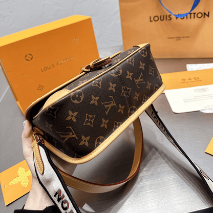 Louis Vuitton Diane M45985