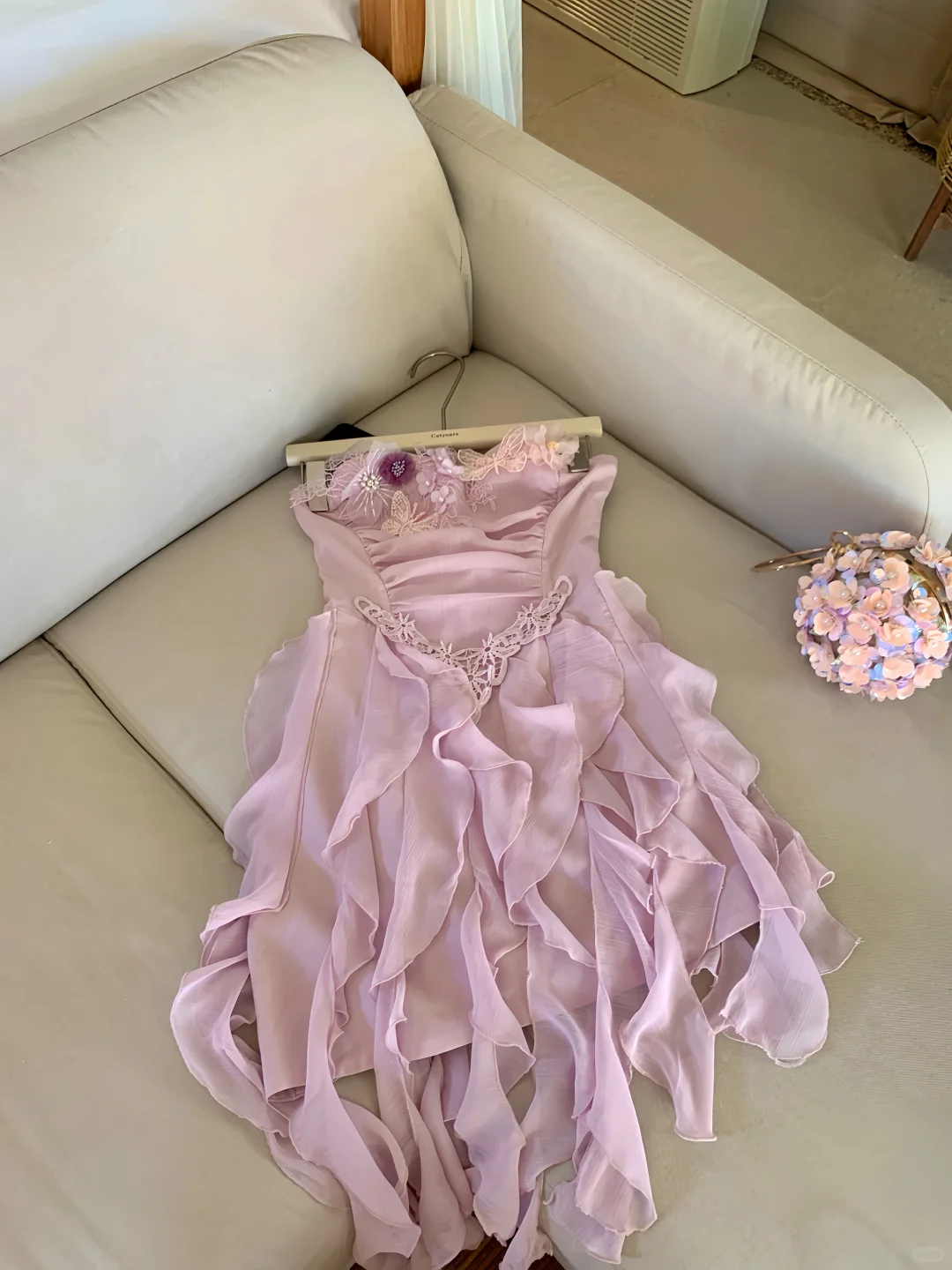 Pretty Strapless Chiffon Ruffled Appliques Short Vacation Dress Lavender Homecoming Dress S406