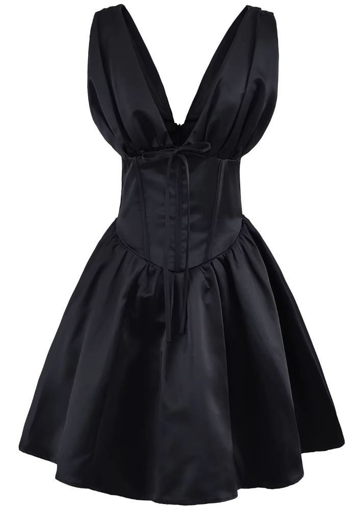Sexy Black V Neck A Line Homecoming Dress Mini Cocktail Dress S509