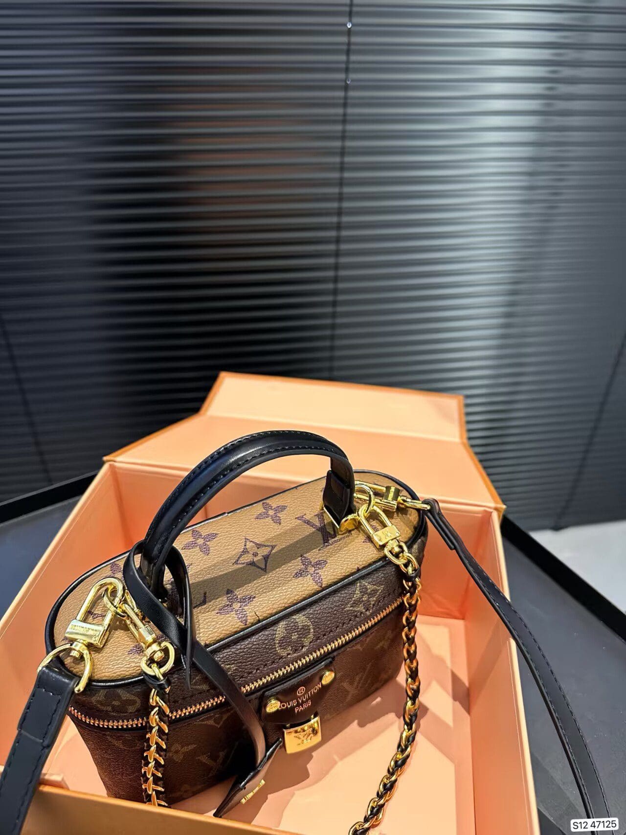 Louis Vuitton M47125 Vanity Chain Pouch