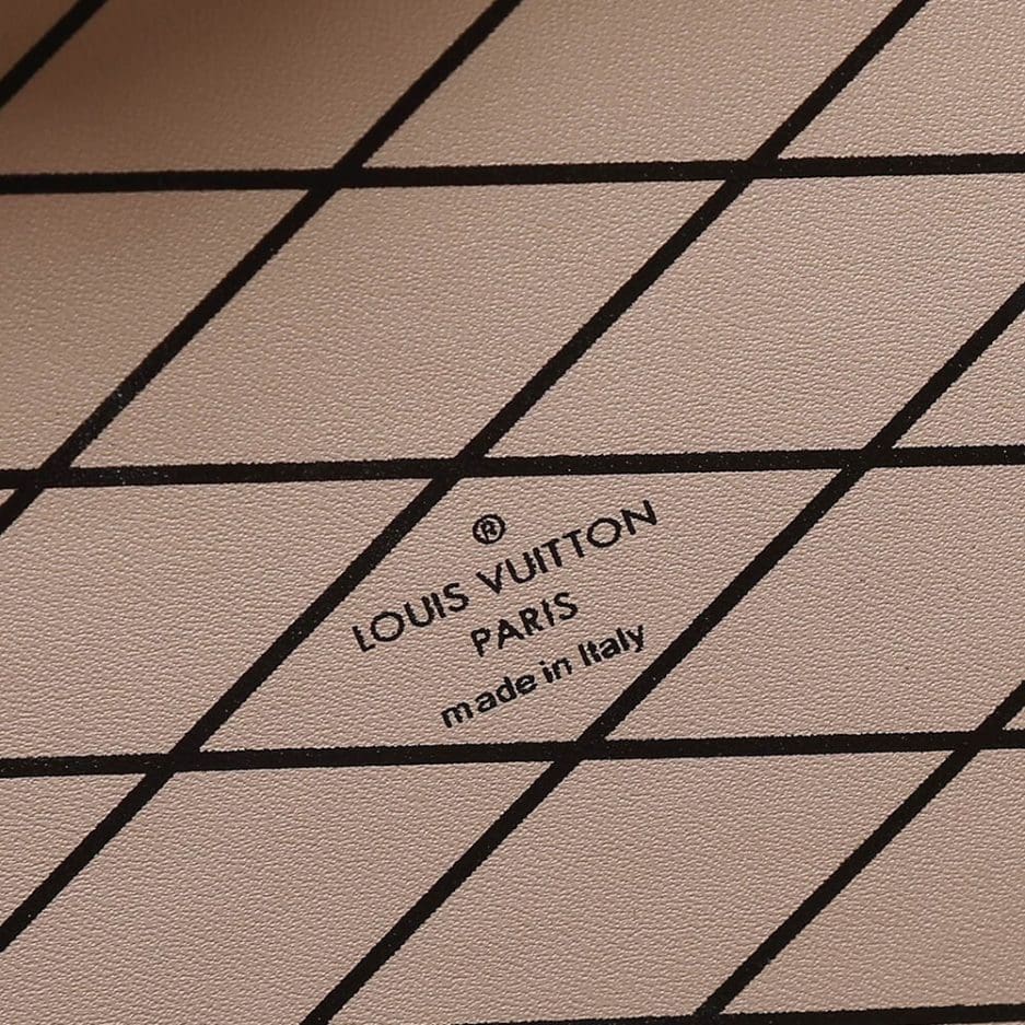 Louis Vuitton PETITE MALLE V M46309