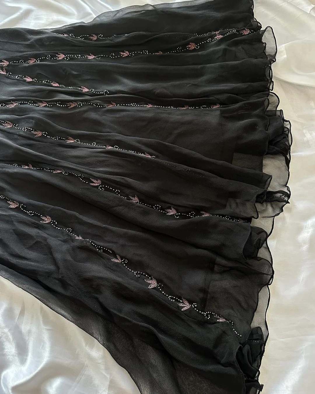Vintage A Line V Neck Beaded Black Chiffon Open Back Prom Dress Evening Dress SH2501