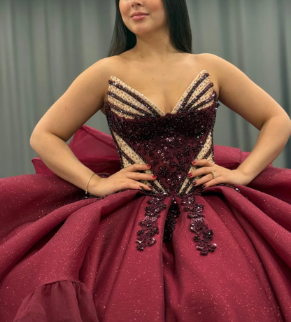 Princess Burgundy Quinceanera Dresses Beaded Appliques Tulle Sweet 16 Party Prom Ball Gown SH3270
