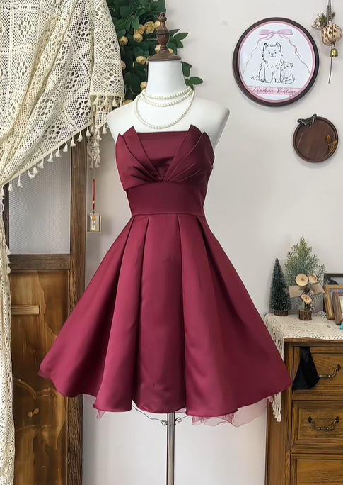 Vintage Burgundy Strapless Satin Pleated A Line Homecoming Dress Cocktail Dress S332