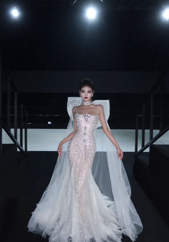 Rhinestone Exquisite Mermaid Spaghetti Strap Beaded Tulle Prom Dress Wedding Dress with Bow SH3639