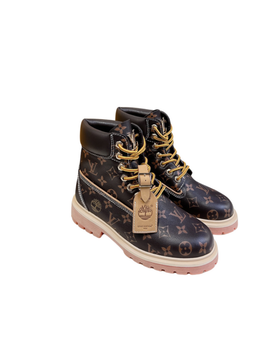 LV WOMEN’S BOOTS