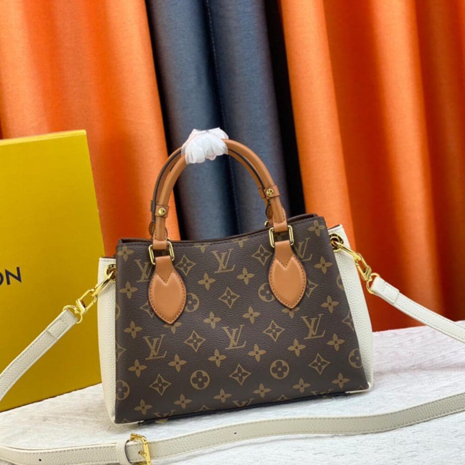 Louis Vuitton Opera BB M46495