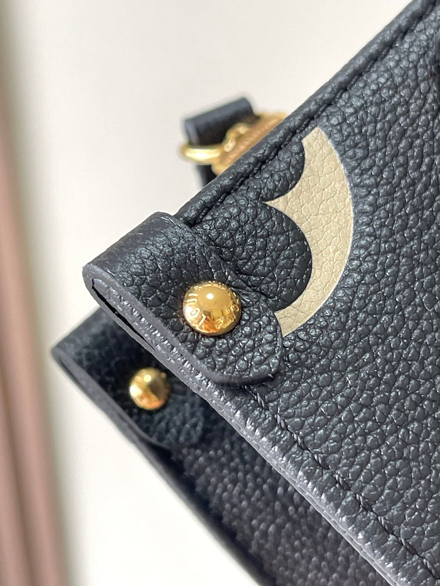 Louis Vuitton M45659 Onthego PM