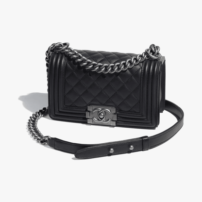 Small BOY CHANEL flap bag