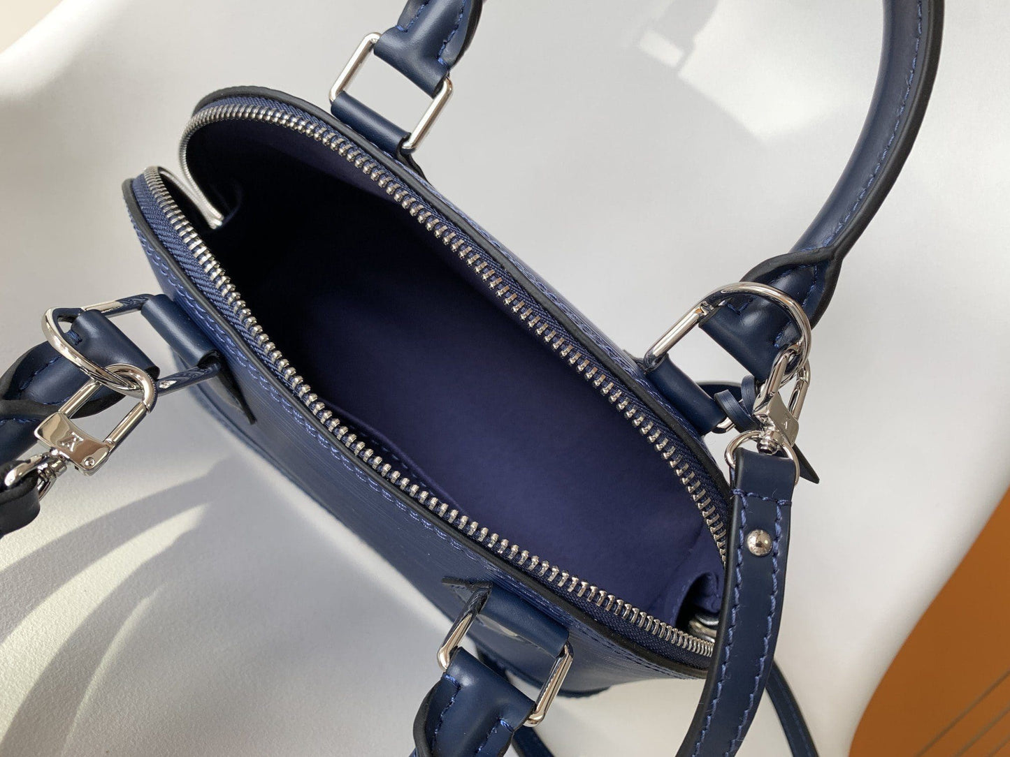 Louis Vuitton Alma BB M40855