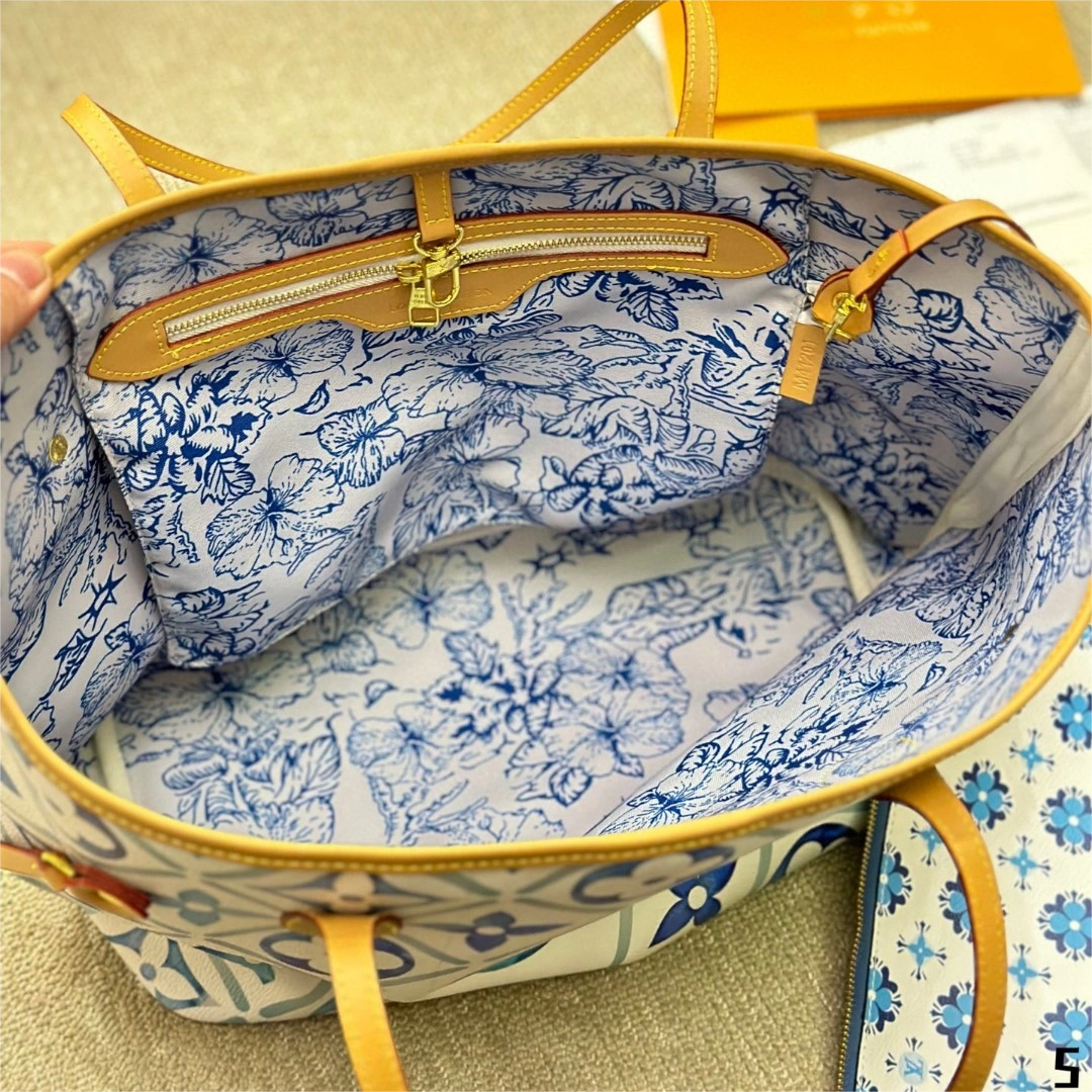 Louis Vuitton M11263 Neverfull MM