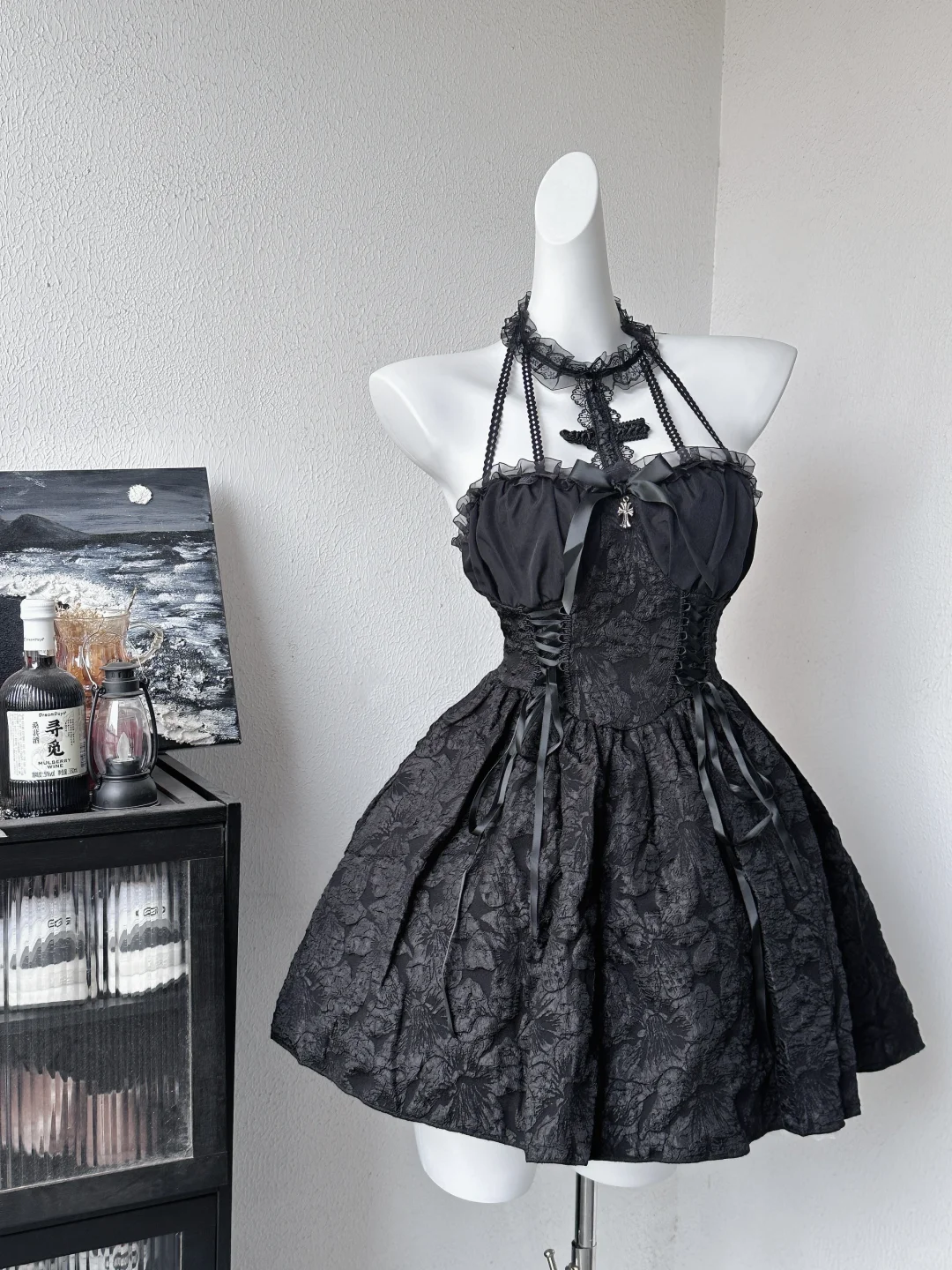 Unique Sweetheart Neck Halter A Line Birthday Outfits Black Short Homecoming Dress S650