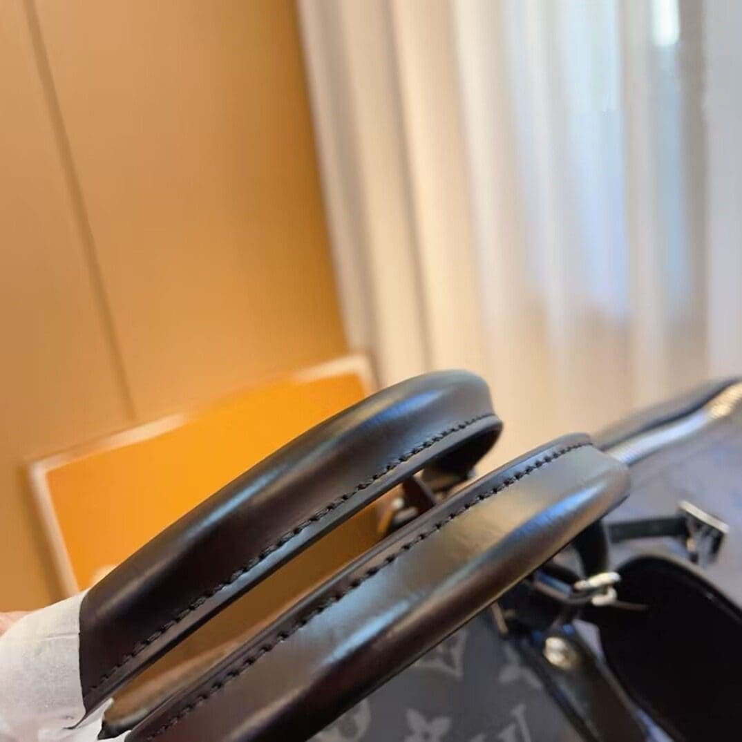 Louis Vuitton M45392 Keepall Bandoulière 50