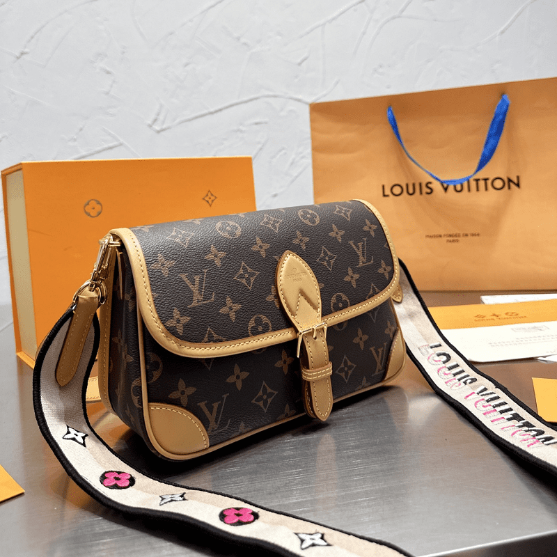 Louis Vuitton Diane M45985
