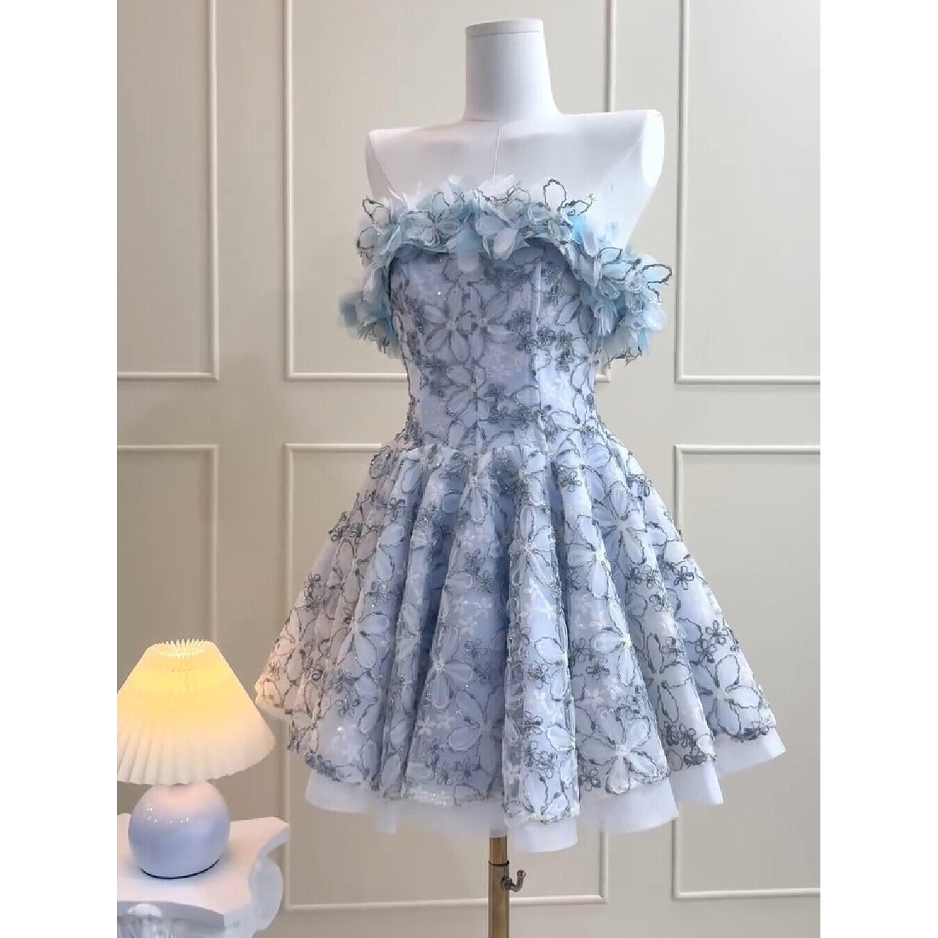 Simple A line Strapless Blue Lace Party Dresses Short Formal Homecoming Dresses Night Chic Elegant Short Dresses Cocktail Dress 18th Birthday Outfits Hoco Dresses DH2752