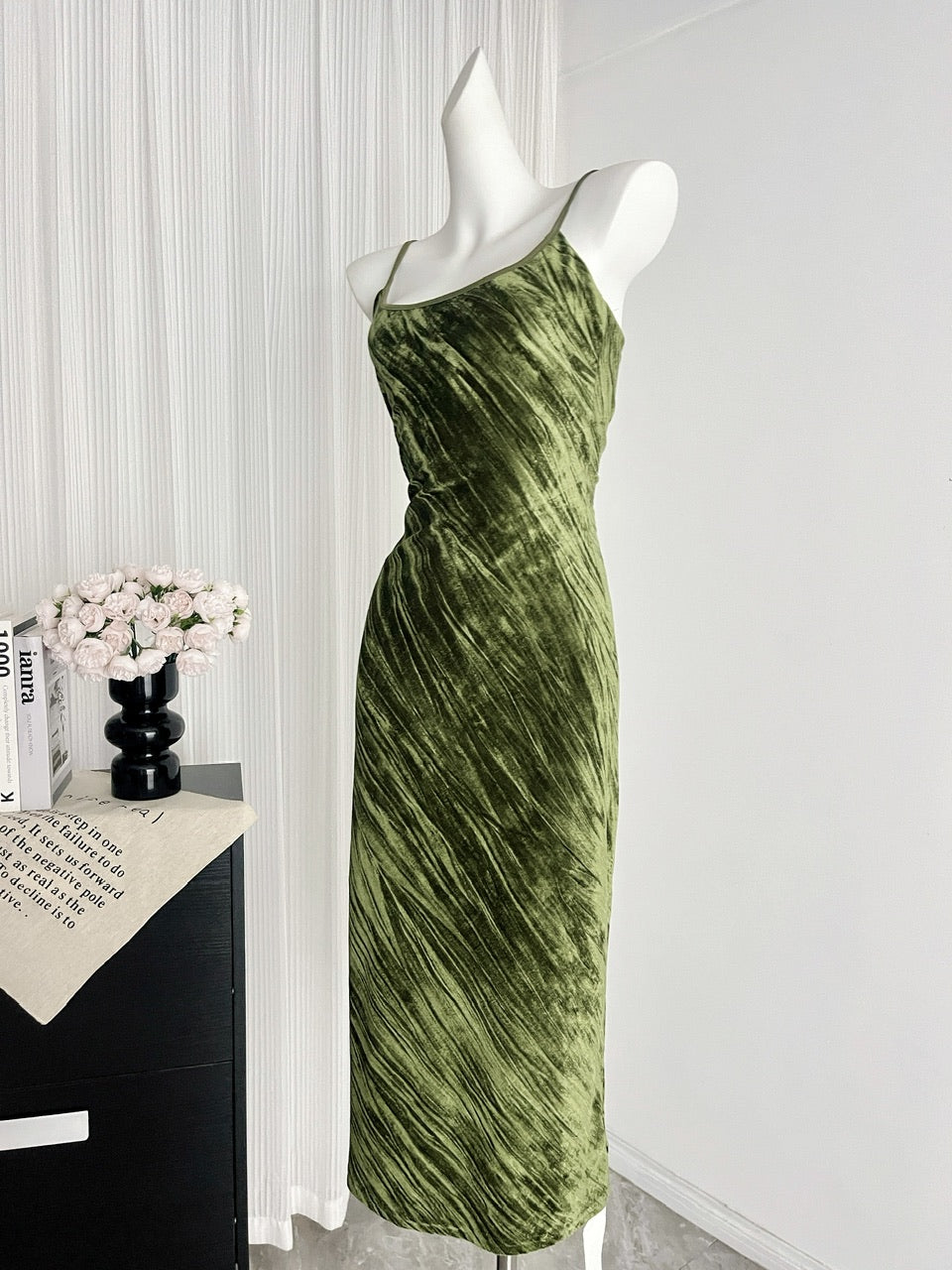 Sexy Mermaid Spaghetti Straps Velvet Green Summer Dress Holiday Party Outfits For Women DP0093