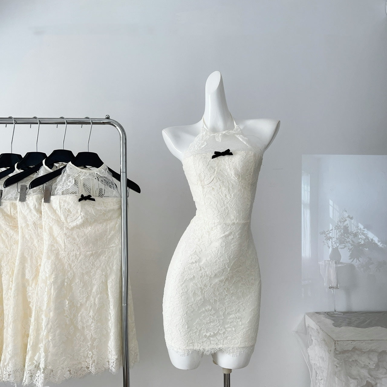 Cute Sheath Halter Neckline Short Lace Summer Dress Holiday Party Outfits For Women DP0123