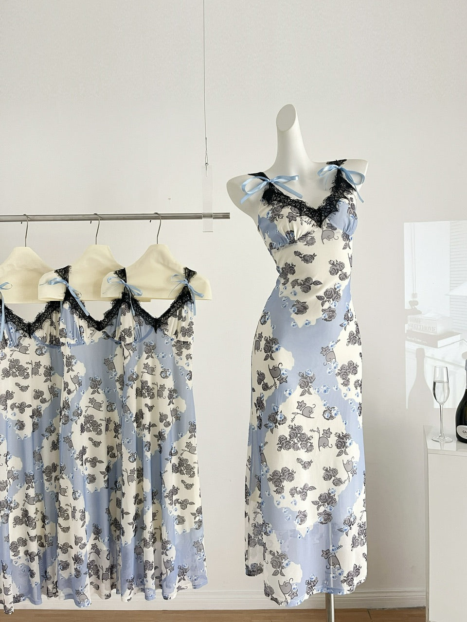 Sexy Sheath Straps Floral Blue Summer Dress Holiday Party Outfits For Women DP0112