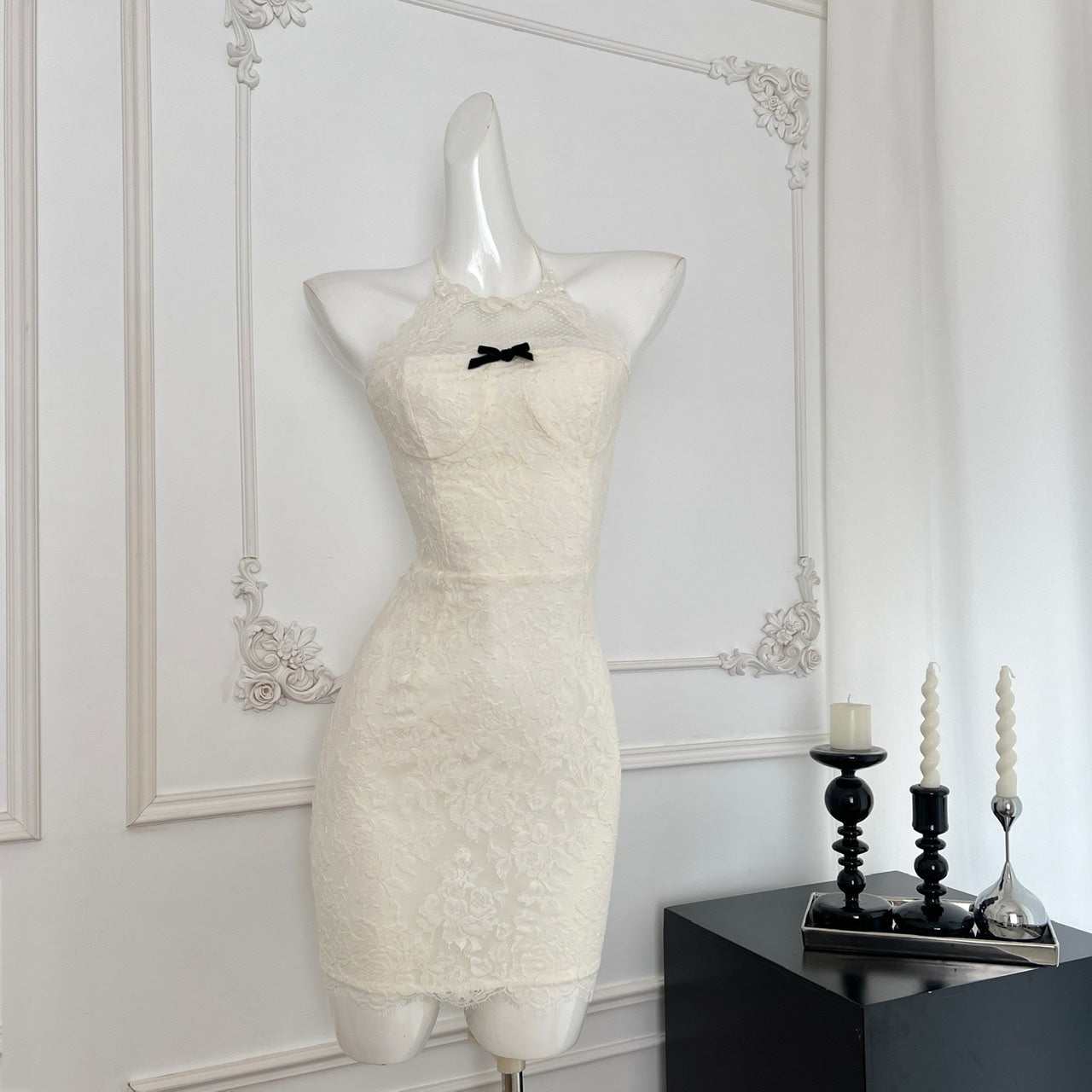 Cute Sheath Halter Neckline Short Lace Summer Dress Holiday Party Outfits For Women DP0123