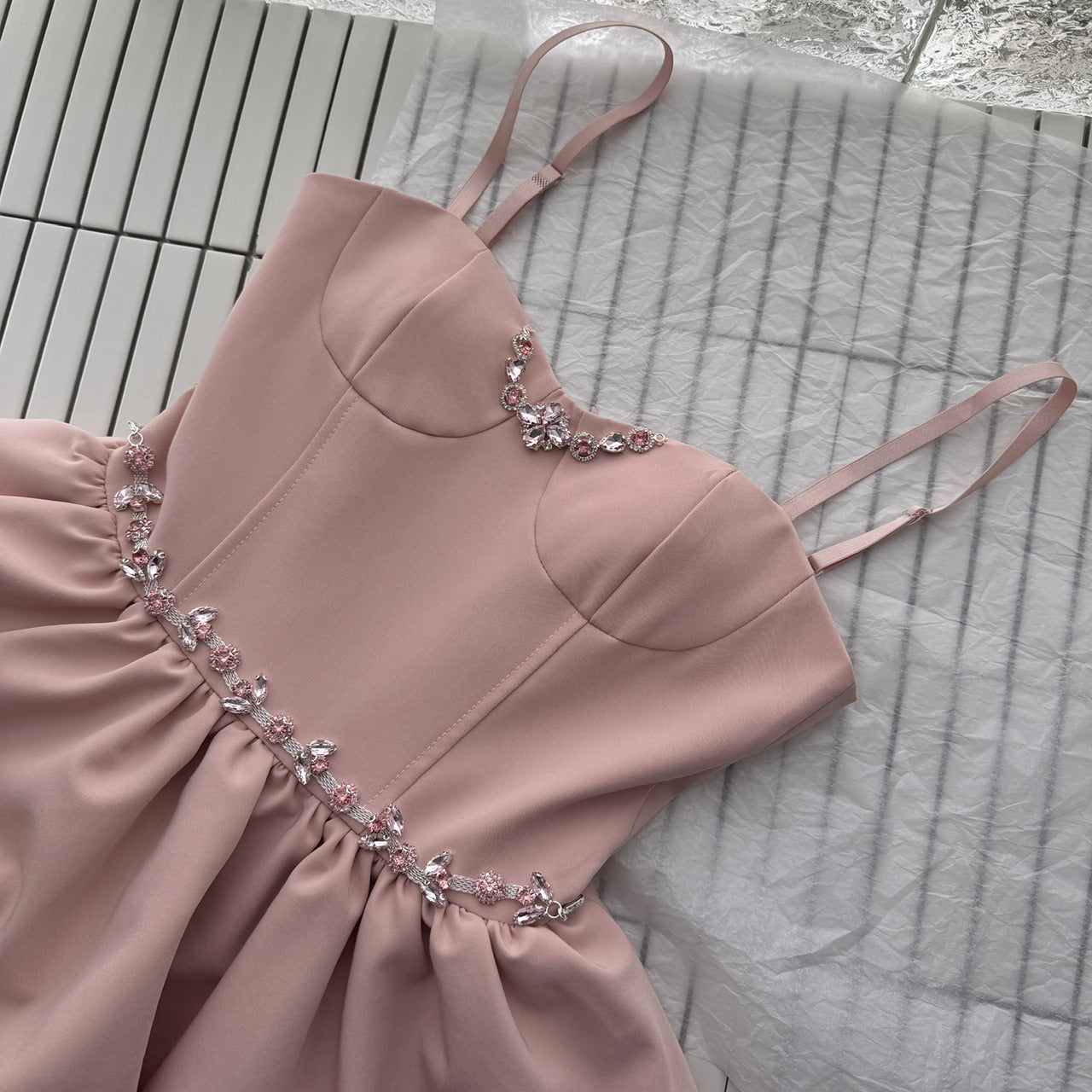 Sexy A line Spaghetti Straps Pink Min Summer Dress Holiday Party Homecoming Dress Birthday Outfits For Teens DP0150