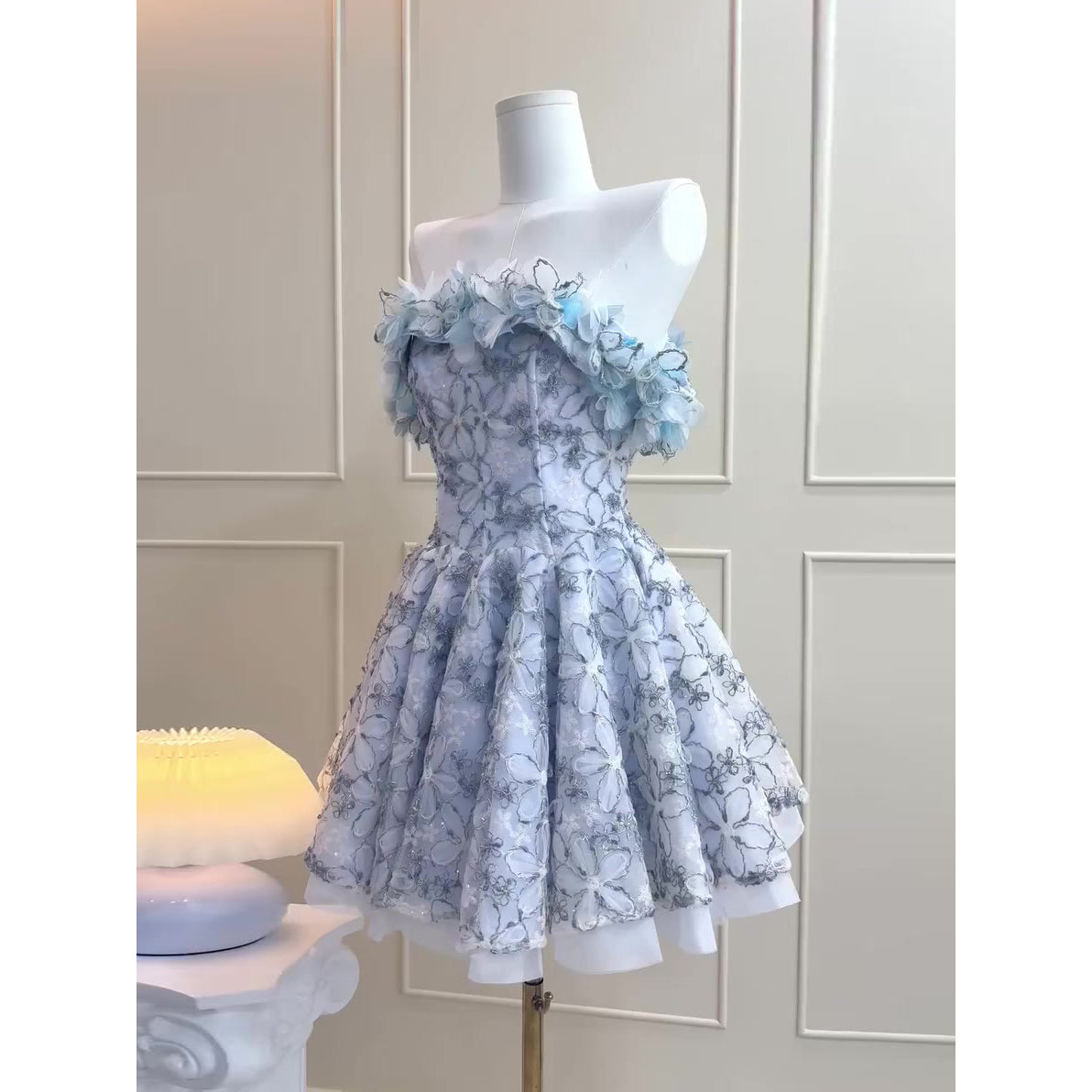 Simple A line Strapless Blue Lace Party Dresses Short Formal Homecoming Dresses Night Chic Elegant Short Dresses Cocktail Dress 18th Birthday Outfits Hoco Dresses DH2752