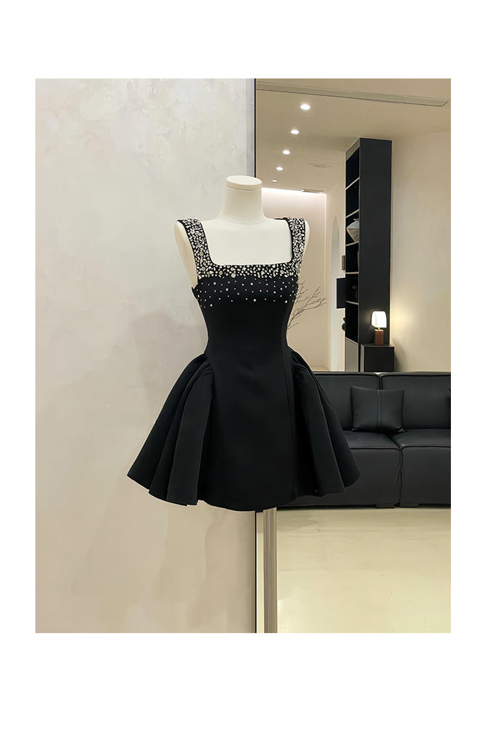 Cute A line Square Neck Black Party Dresses Short Formal Homecoming Dresses Night Chic Elegant Short Dresses Cocktail Dress 16th Birthday Outfits Hoco Dresses DH2756