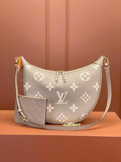 Louis Vuitton Loop Hobo M46738