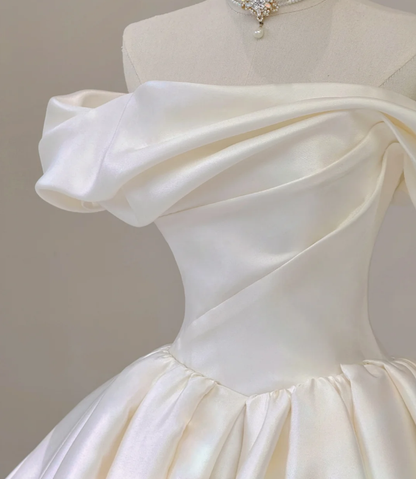 Elegant Ball Gown Off The Shoulder Satin Wedding Dresses White Brides Dress P0002
