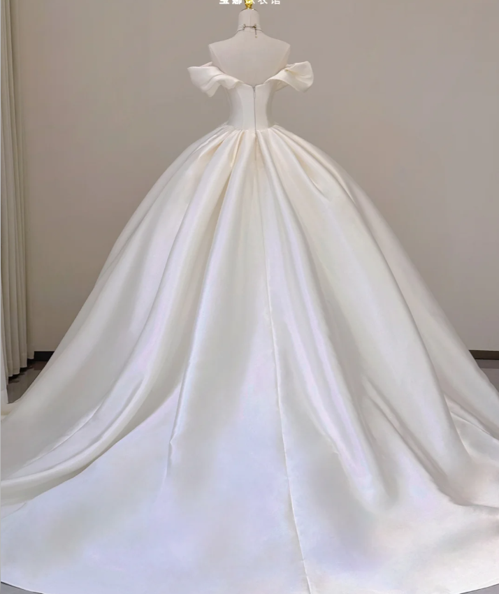 Elegant Ball Gown Off The Shoulder Satin Wedding Dresses White Brides Dress P0002