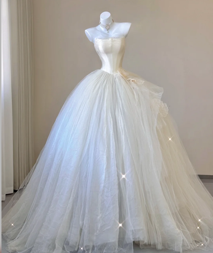 Elegant Ball Gown Strapless Tulle Satin Wedding Dresses Long Brides Dress P0006