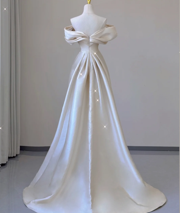 Elegant Mermaid Off The Shoulder Satin Short Sleeves Wedding Dresses Brides Dress P0010