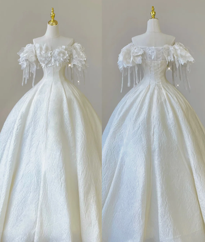 Elegant Ball Gown Off The Shoulder White Lace Short Sleeves Wedding Dresses Brides Dress P0015