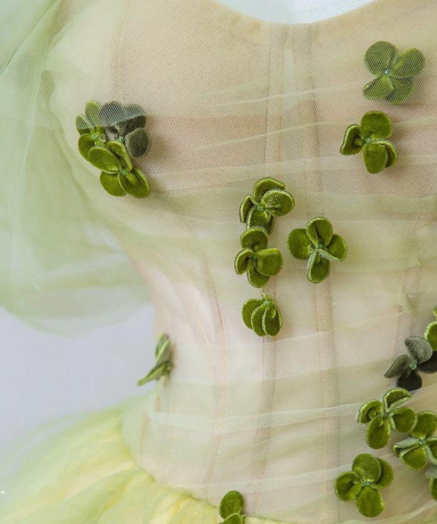 Sexy Ball Gown Off The Shoulder Sage Green Elegant Tulle Long Prom Dresses P0019