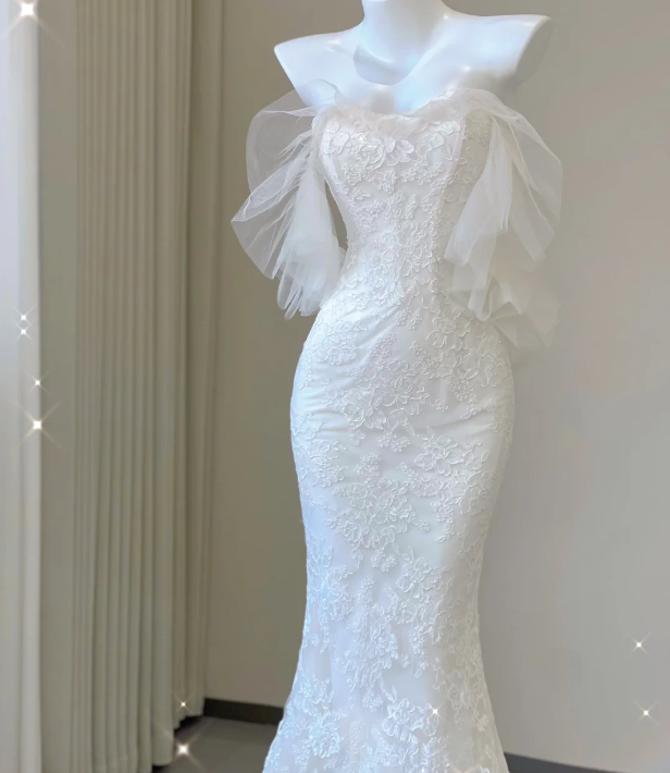 Unique Mermaid Sweetheart White Lace Long Wedding Dresses Brides Dress P0031