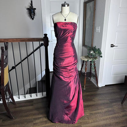 Fuchsia Vintage Fashion Stunning Elegant Exquisite Beaded Long Satin Formal Prom Dress Evening Dress Birthday Party Dress Ball Gown Graduation Dress gh3912