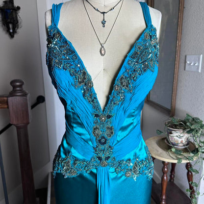 Blue Retro Fashion V-Neck Elegant Exquisite Beaded Floral Long Sexy Slim Spaghetti Strap Ball Gown Evening Gown Party Dress Prom Gown gh3680