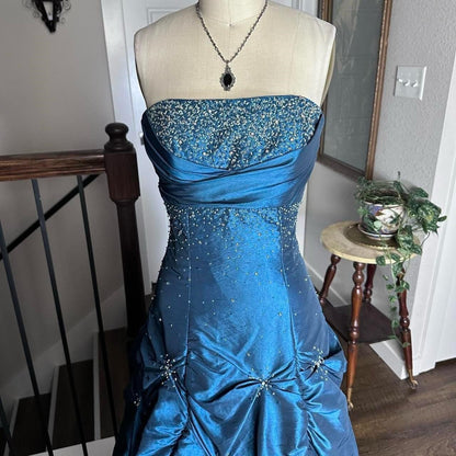 Blue Vintage Elegant Exquisite Beading Long Satin Floor Length Ball Gown Evening Gown Party Dress gh3936
