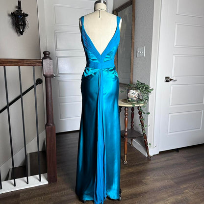 Blue Retro Fashion V-Neck Elegant Exquisite Beaded Floral Long Sexy Slim Spaghetti Strap Ball Gown Evening Gown Party Dress Prom Gown gh3680