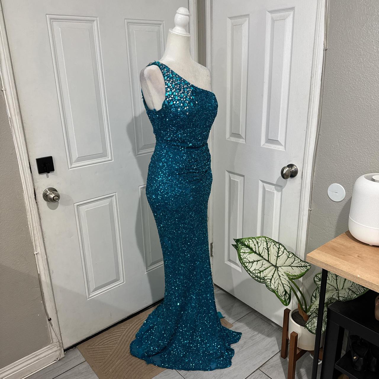 Peacock Blue Shiny Elegant Long Sequined Ball Gown Evening Dress Party Dress gh4567