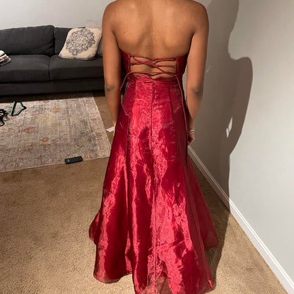 Burgundy Elegant Vintage Fashion Exquisite Beaded Long Tulle Ball Gown Evening Dress Party Dress Prom Dress gh3664