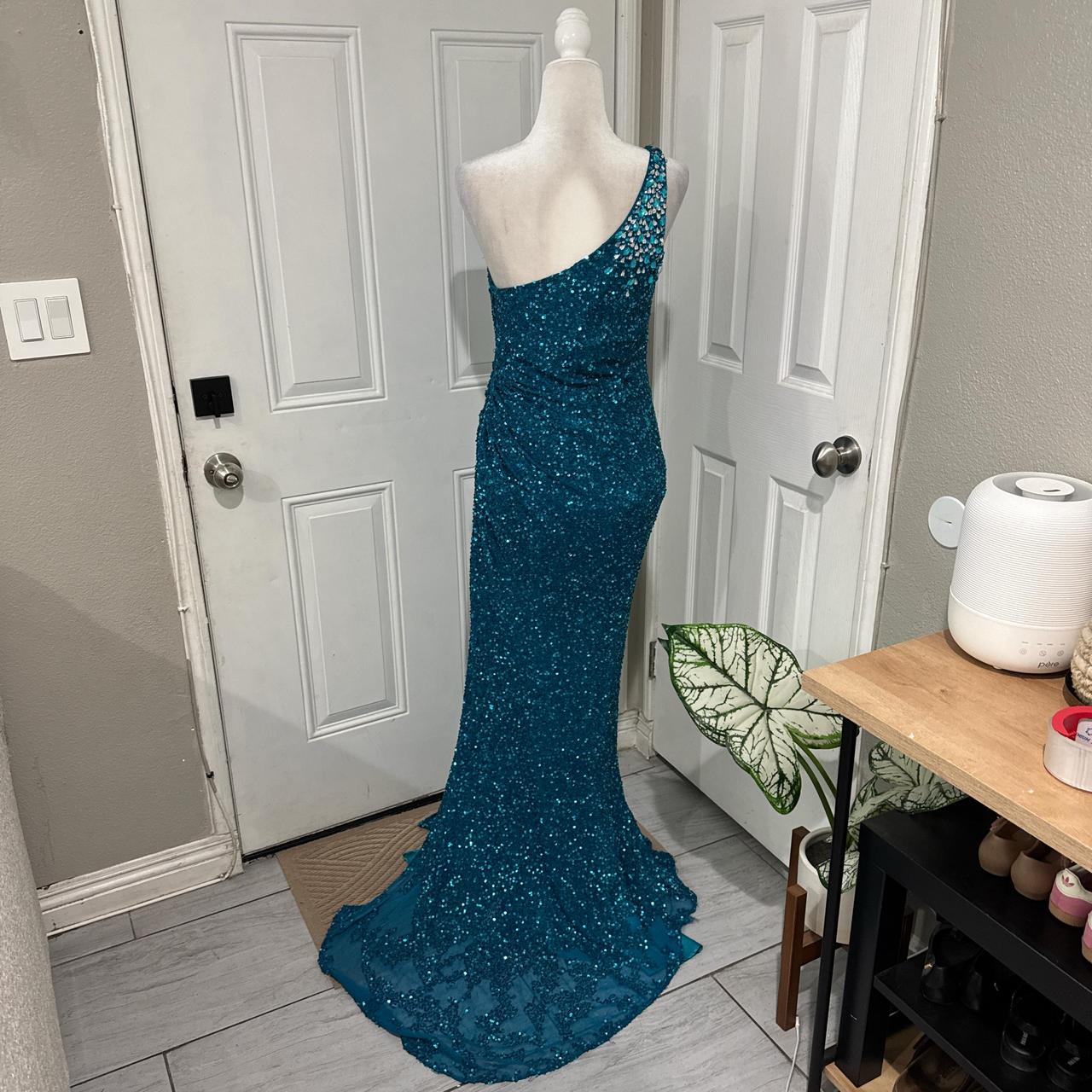 Peacock Blue Shiny Elegant Long Sequined Ball Gown Evening Dress Party Dress gh4567