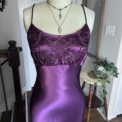Dark Purple Vintage Fashion Stunning Elegant Delicate Beaded Long Satin Formal Prom Dress Evening Gown Birthday Party Dress Prom Dress Graduation Dress gh3913