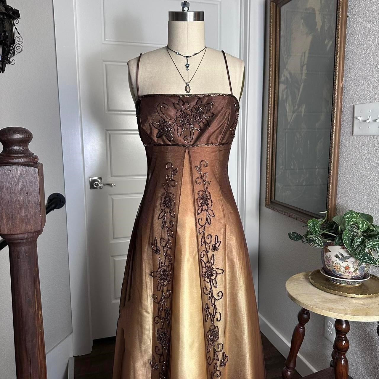 Gradient Tan Brown Gold Bronze Vintage Elegant Exquisite Beading Long Tulle Satin Floor Length Ball Gown Evening Gown Party Gown Graduation Gown gh3937