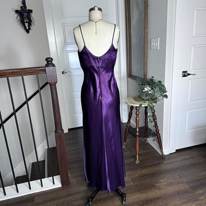 Dark Purple Vintage Fashion Stunning Elegant Delicate Beaded Long Satin Formal Prom Dress Evening Gown Birthday Party Dress Prom Dress Graduation Dress gh3913