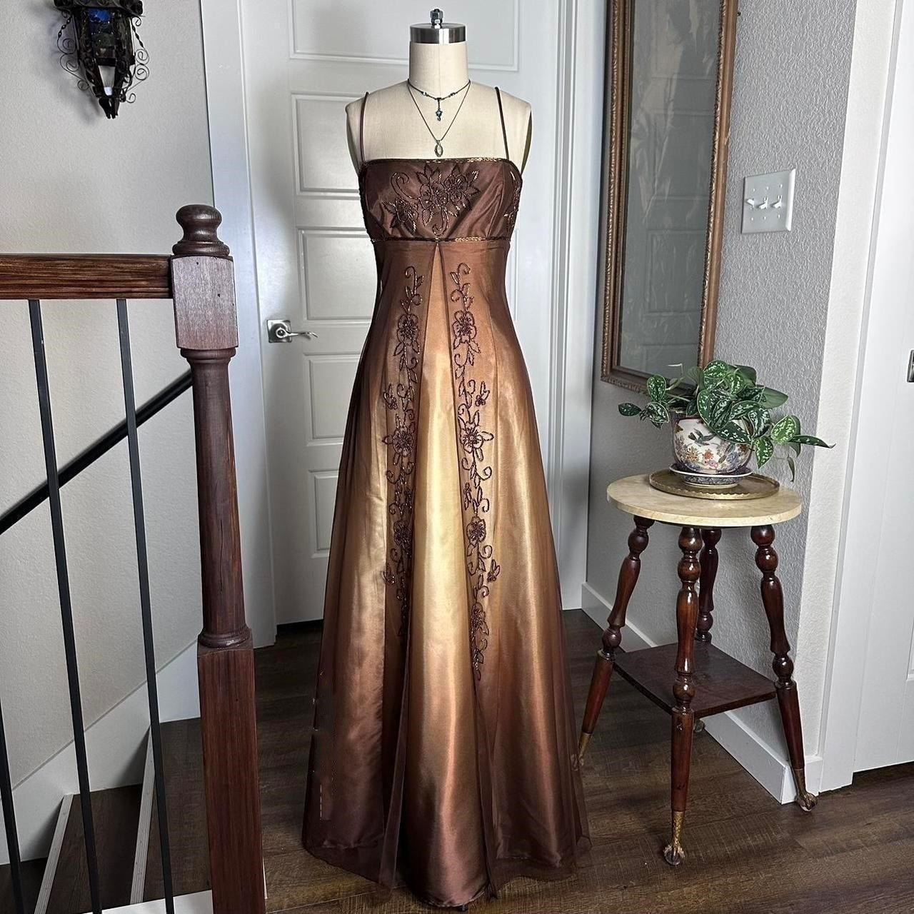 Gradient Tan Brown Gold Bronze Vintage Elegant Exquisite Beading Long Tulle Satin Floor Length Ball Gown Evening Gown Party Gown Graduation Gown gh3937