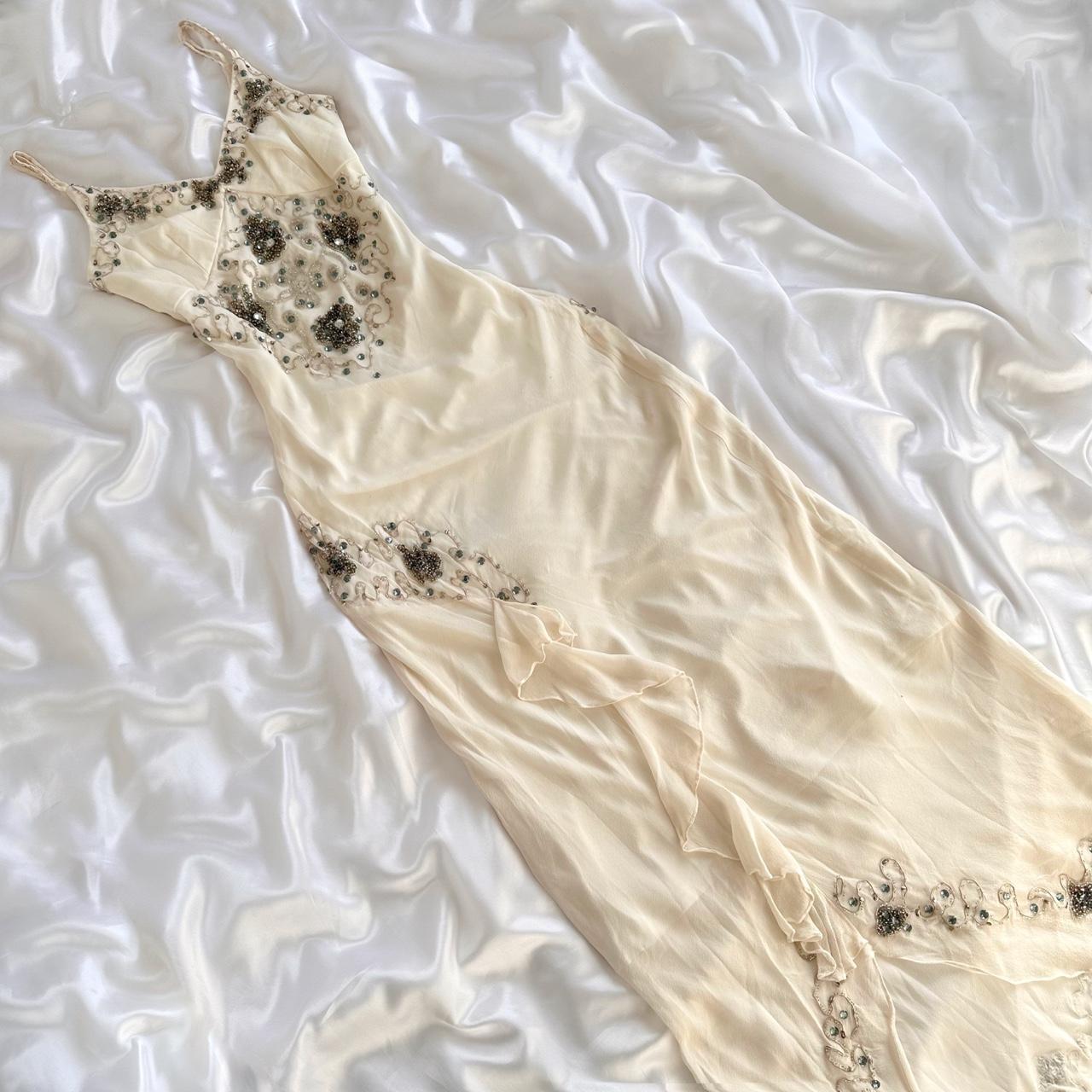 Ivory Shiny Fashion Elegant Beautiful Exquisite Gem Beaded Long Chiffon Ruffles Handmade Customized Ball Gown Evening Dress Party Dress Prom Dress gh3749
