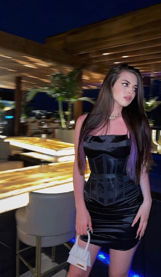 Simple Sheath Straps Neckline Black Birthday Dresses Birthday Outfits P1030