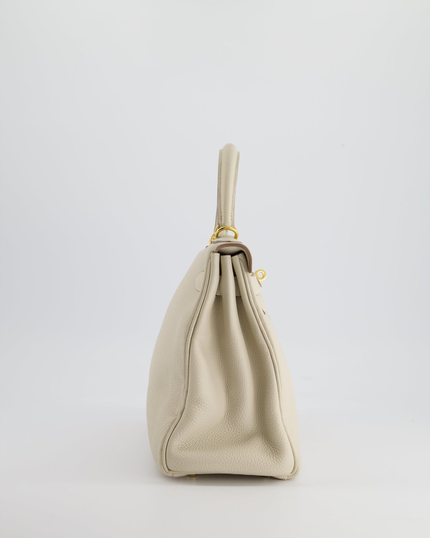 Hermès Kelly 28cm Retourne Bag in Craie Togo Leather with Gold Hardware