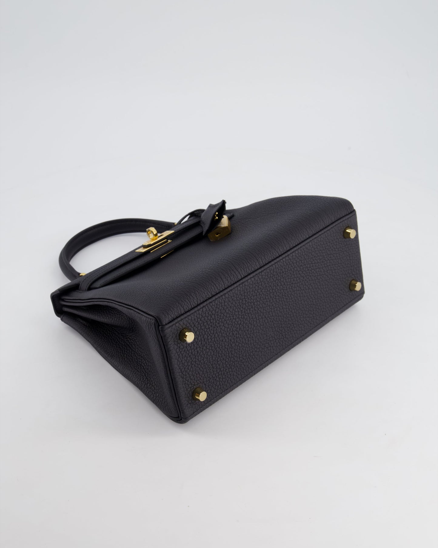 *HOT* Hermès Kelly 25cm Retourne Bag in Noir Togo Leather and Gold Hardware