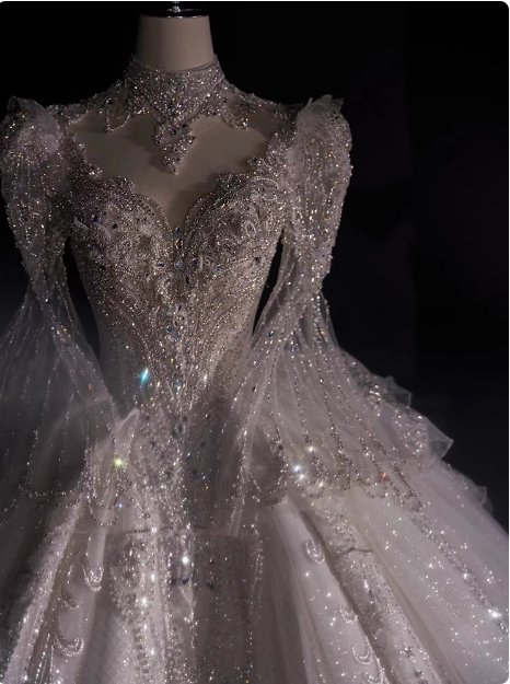 White long-sleeved elegant heavy luxury high-end texture and ground palace style wedding dress P2482